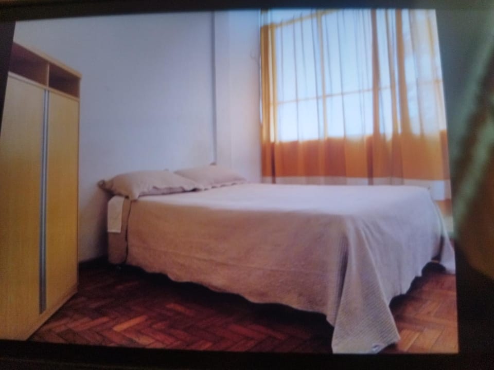 Excelente quarto centro BH Apartment in Belo Horizonte