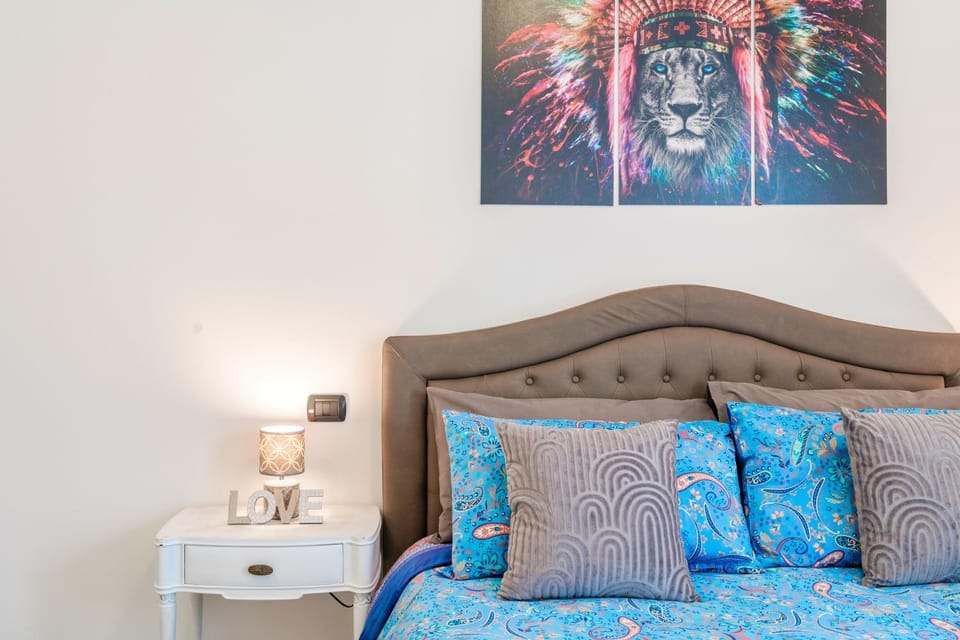 Bed, Decorative detail, Bedroom