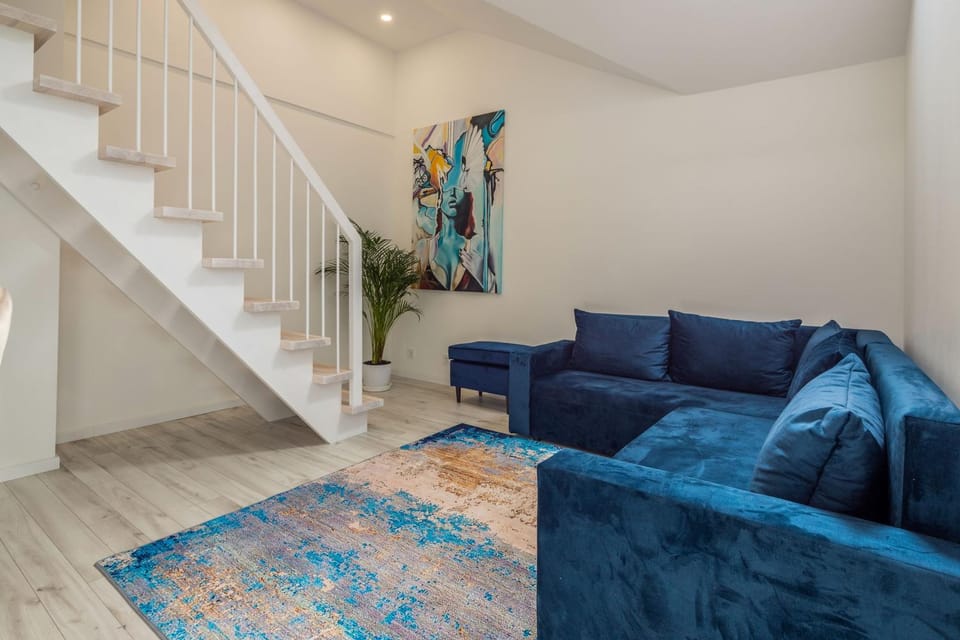 Living room, Lounge or bar, Seating area