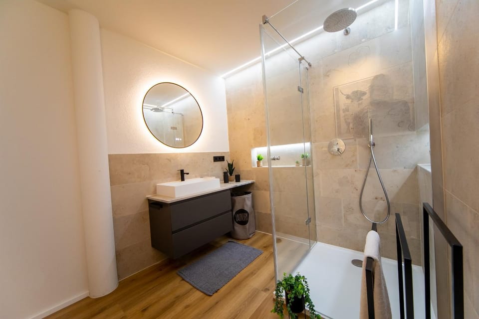 Shower, Bathroom