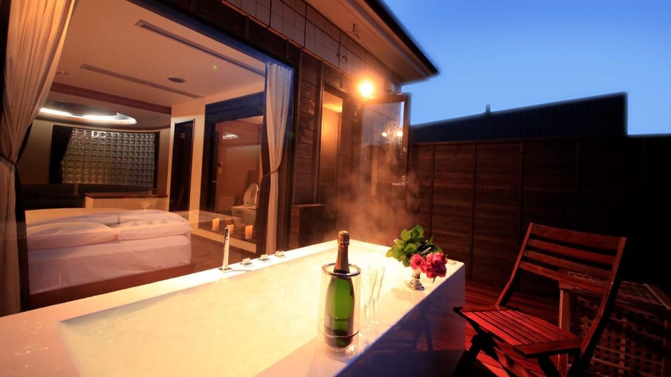 Bettei Koyoi - Adult Only Ryokan in Hakone