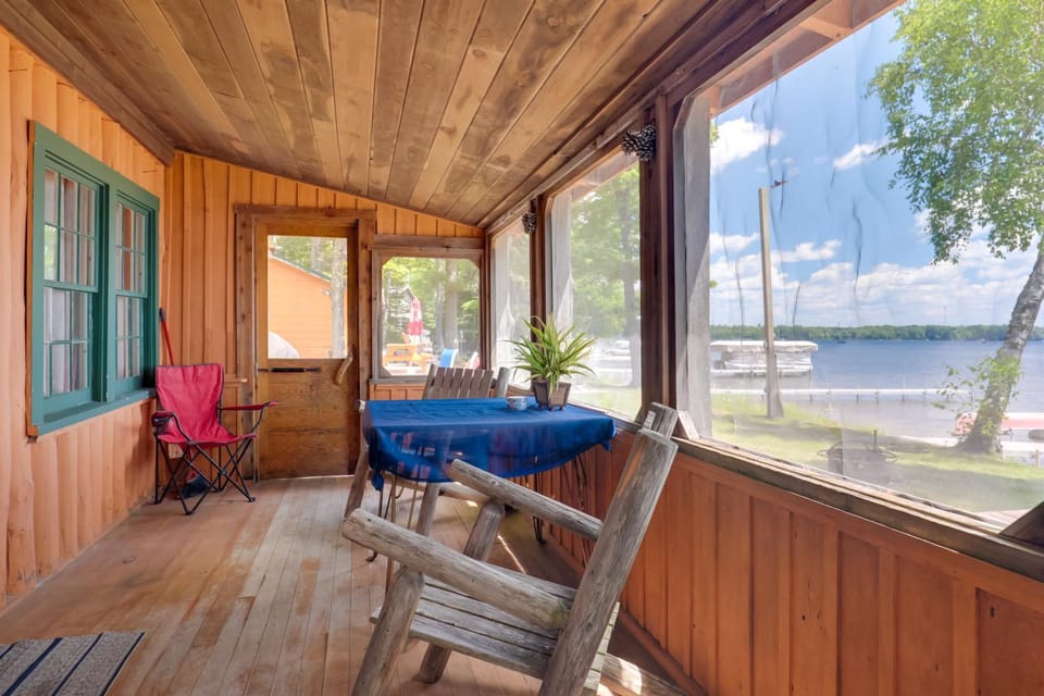 South Twin Lake Cabin w/ Seasonal Dock & Slip! Cabin in Wisconsin