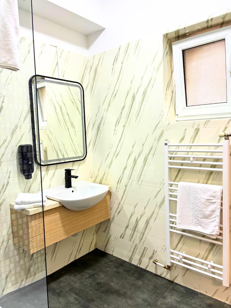 Apart Hotel Bonjour Cluj Apartment hotel in Cluj-Napoca