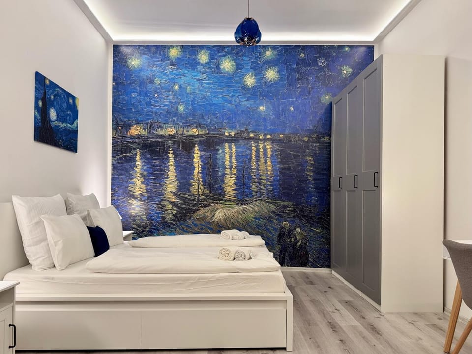 Bed, Bedroom