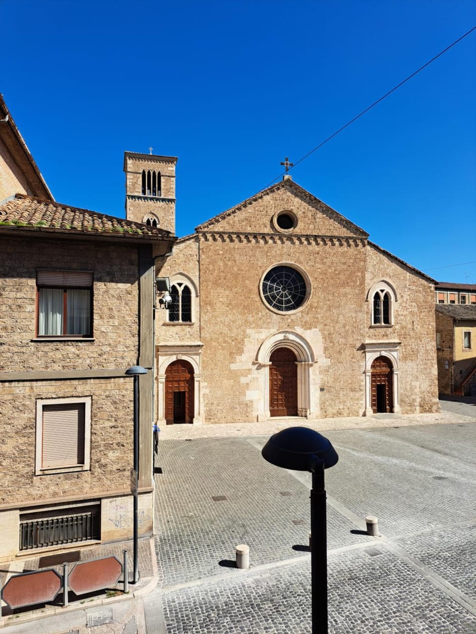 Property building, Day, Landmark view
