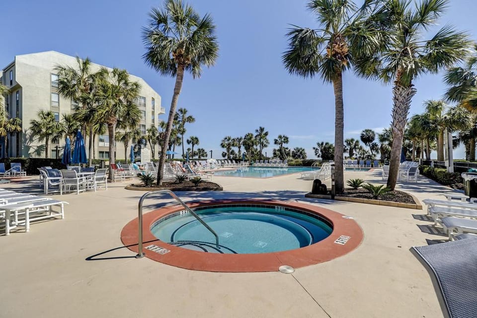 Shorewood 134 Villa in South Forest Beach