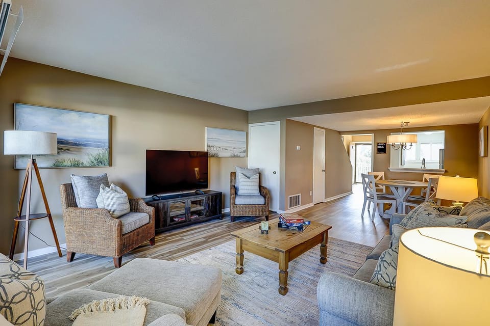 Courtside 39 Villa in South Forest Beach