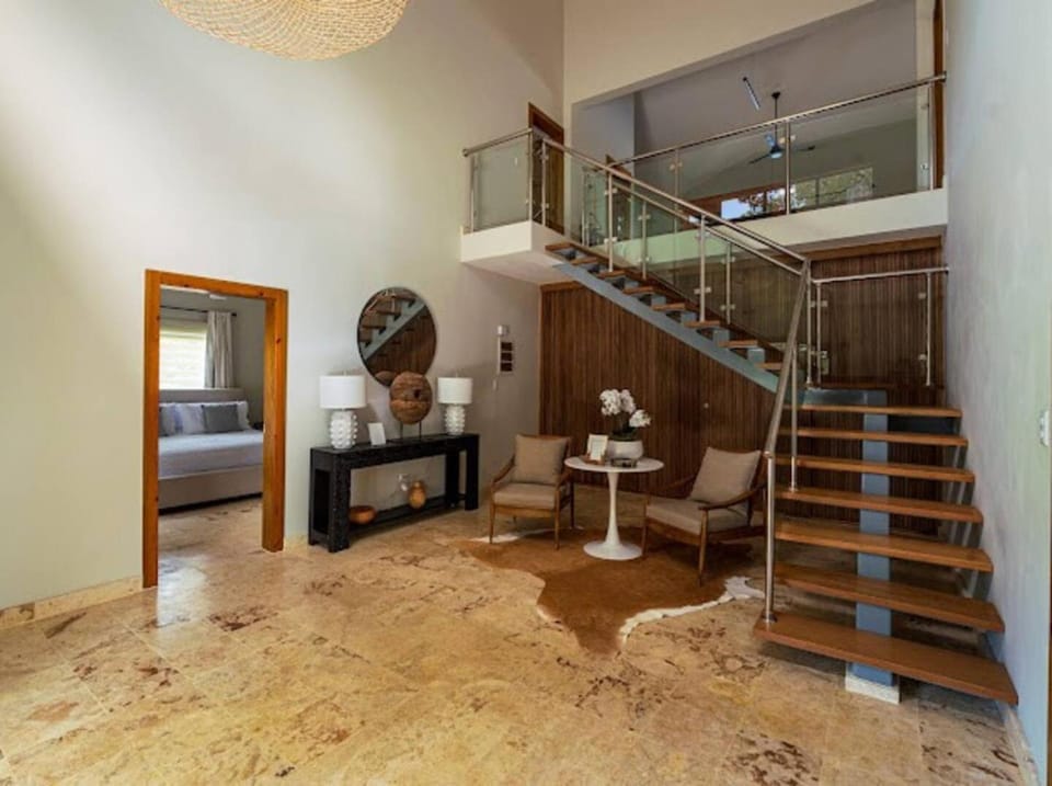 Modern 6 BR Villa with hot tub House in Sosua