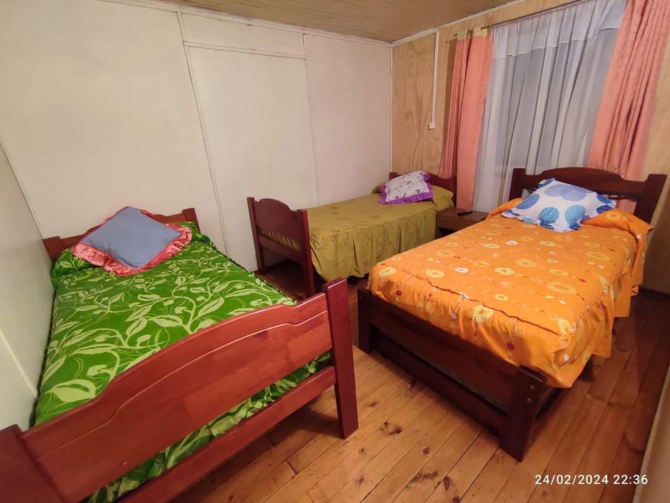 Hospedaje Pensión Ely Cabaña 2 habitaciones 5 personas Bed and Breakfast in Temuco
