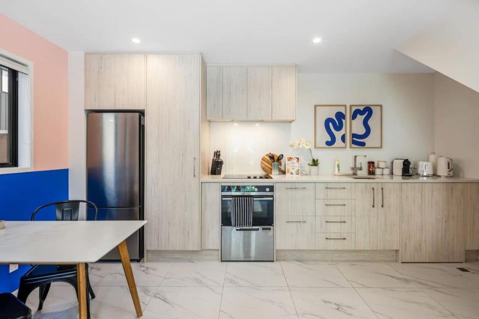 Hutt Hideaway on Milne House in Lower Hutt