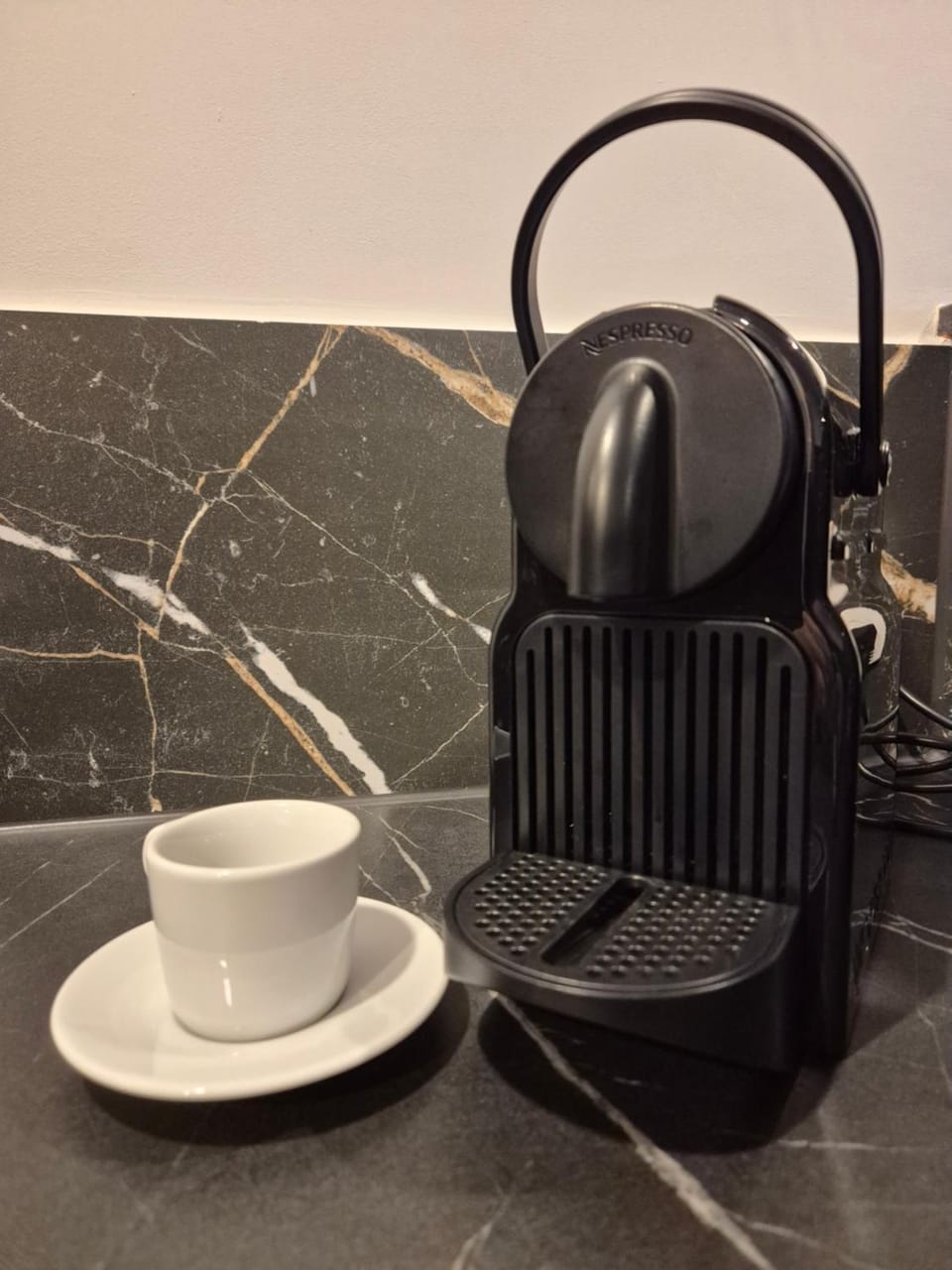 Coffee/tea facilities, Kitchen or kitchenette