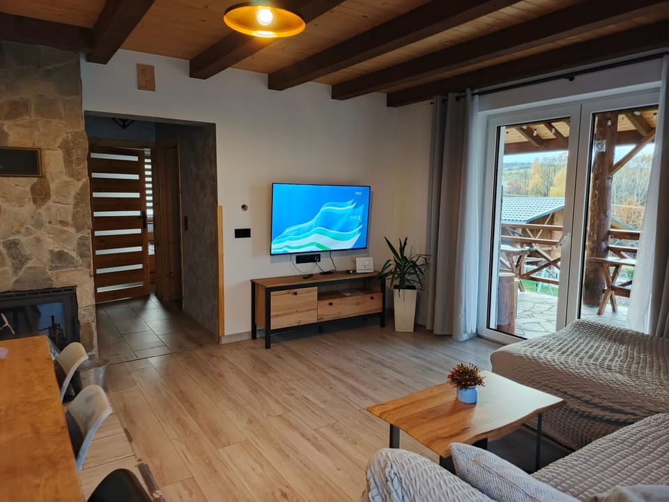 Aroniowe Wzgórze House in Poland