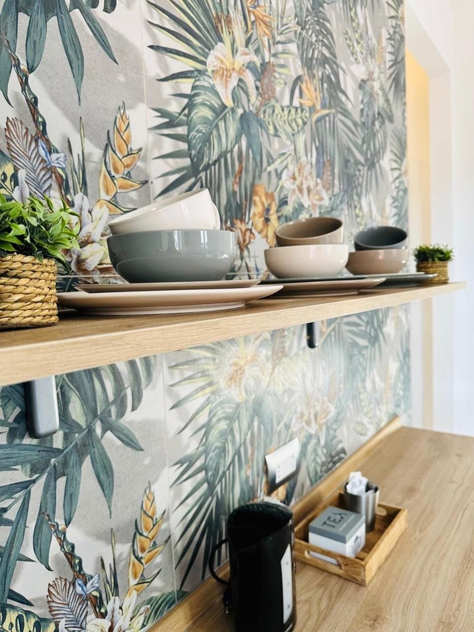 Kitchen or kitchenette, Decorative detail