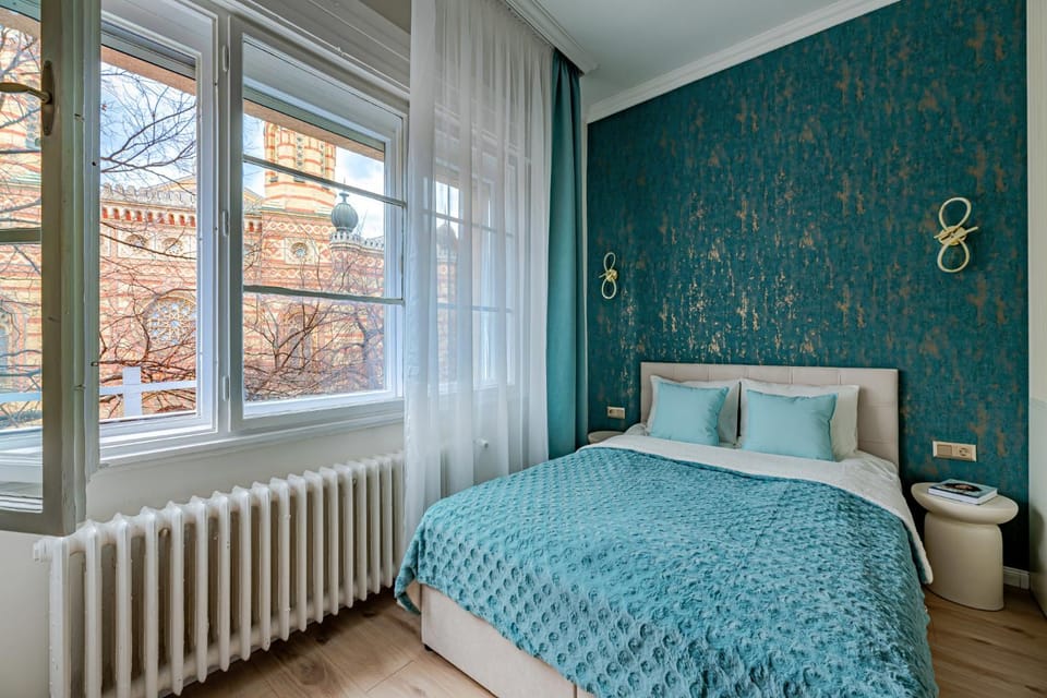 Bed, View (from property/room)