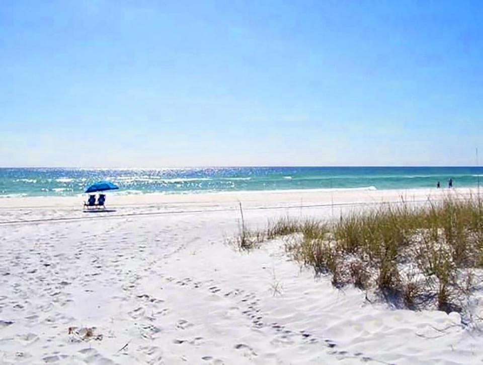Chateau La Mer #7D House in Destin