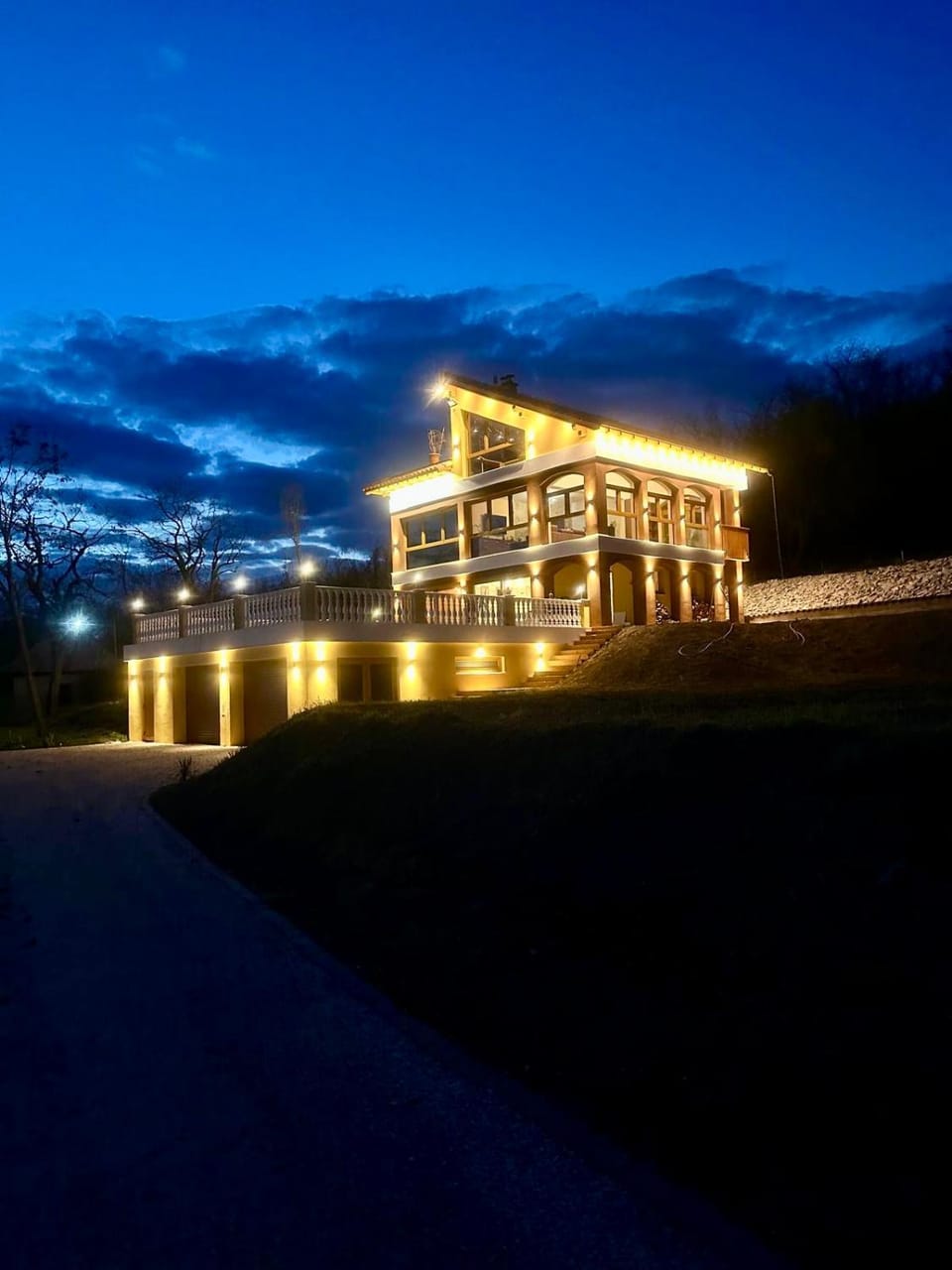 Property building, Night