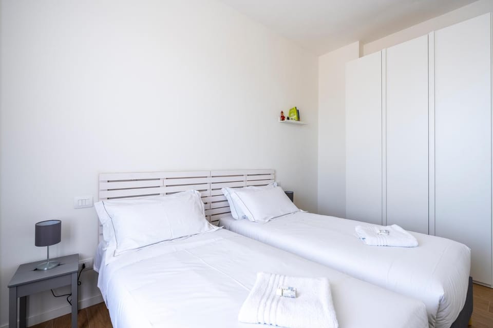 NEW 2BDR - Attico Panoramico con Posto Auto Apartment in Florence