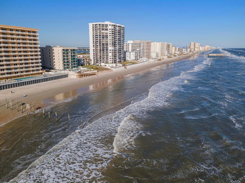 DiMucci Tower 201 House in Daytona Beach Shores