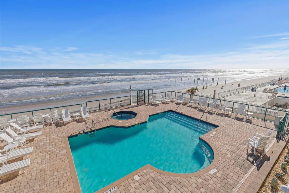DiMucci Tower 201 House in Daytona Beach Shores