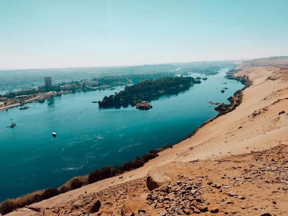 Nearby landmark, Natural landscape