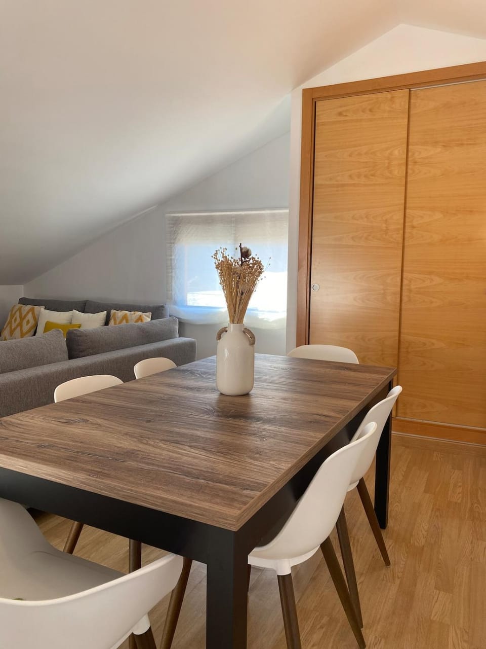 Living room, Dining area, wardrobe