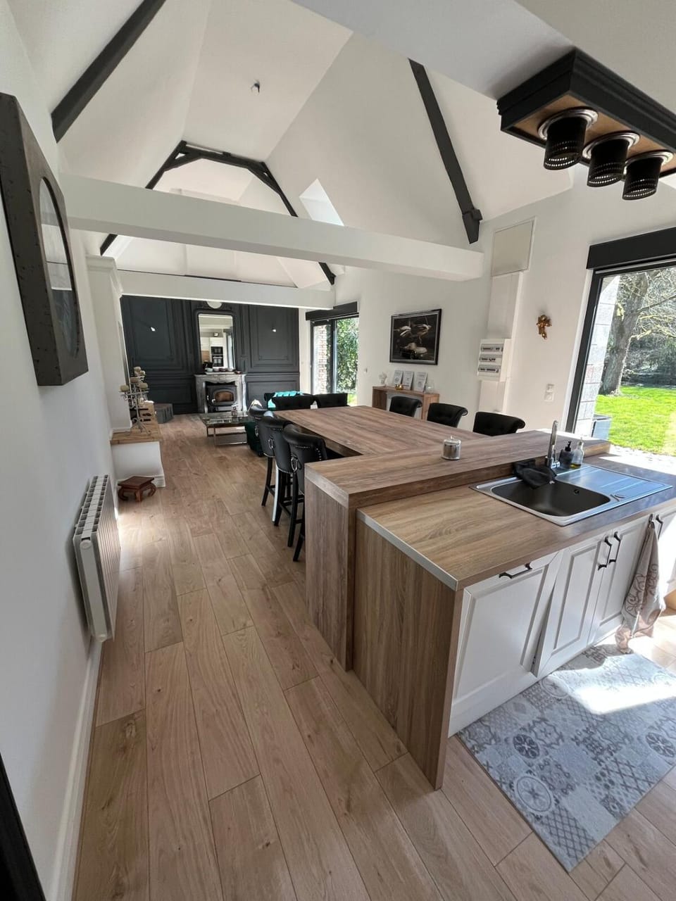 Kitchen or kitchenette, Living room, Dining area