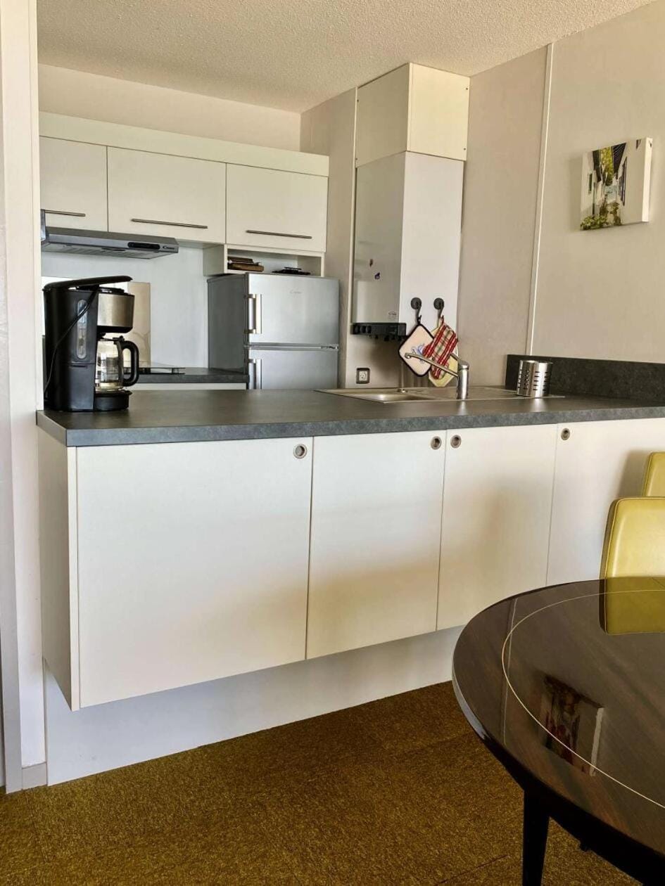 Résidence Eugenie - T2 vue Bassin, accès direct plage, Arcachon MAE-8914 Apartment in Arcachon