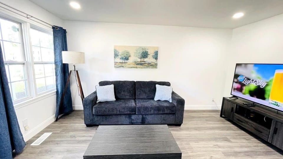Close to the beach #1 Lovely 2 bedrooms condo Apartment in Myrtle Beach