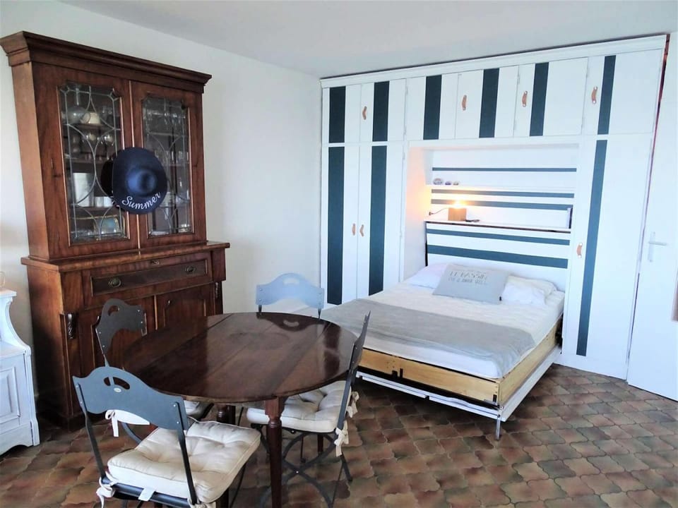 Résidence Les Goëlands - T1 Les pieds dans l'eau et à deux pas du centre ville MAE-9474 Apartment in Arcachon
