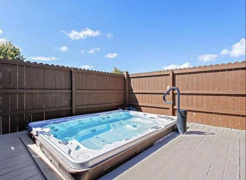 Hot Tub