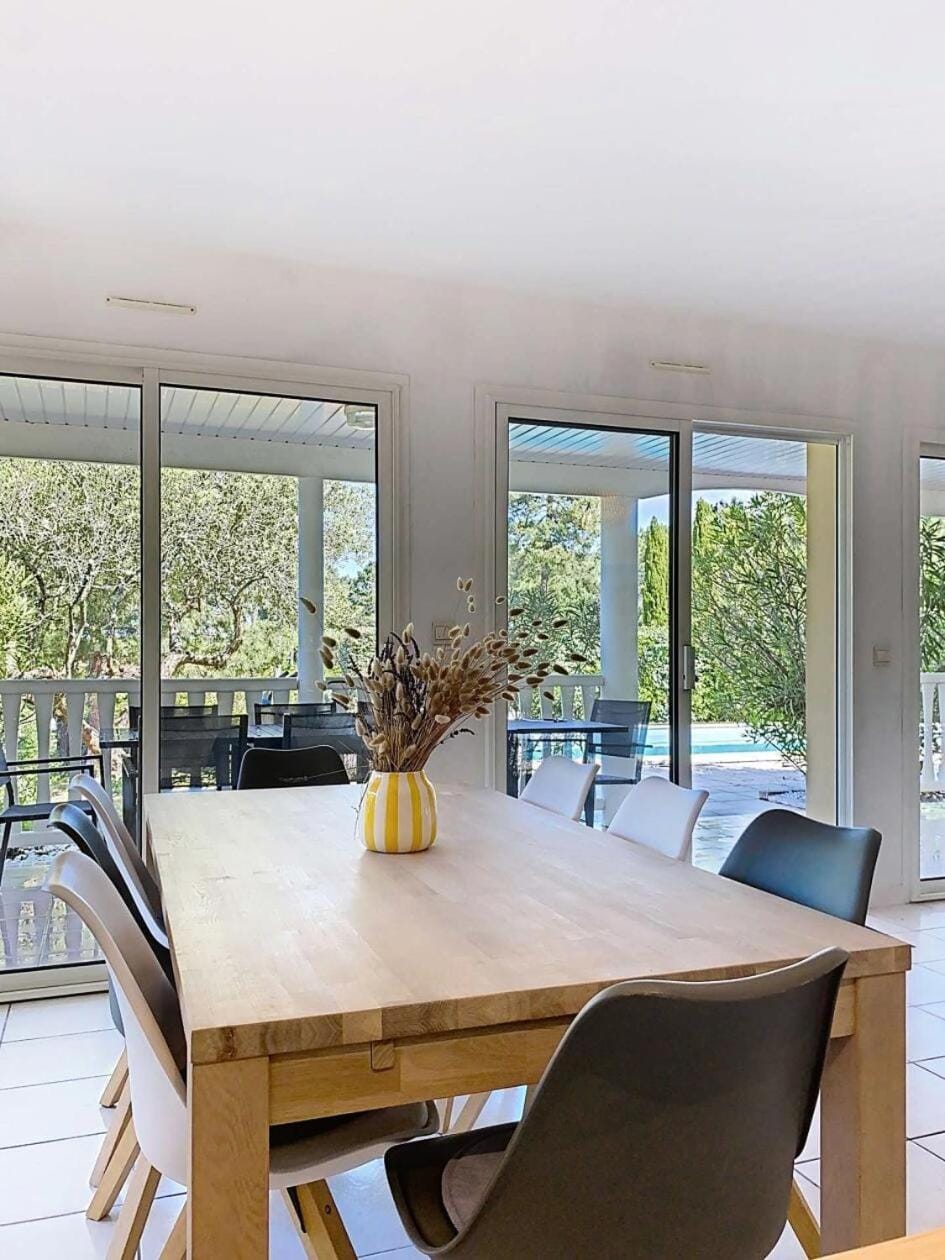 Résidence Eden Parc - Superbe villa avec piscine chauffée pour 8 personnes Lacanau Océan MAE-0631 Villa in Lacanau