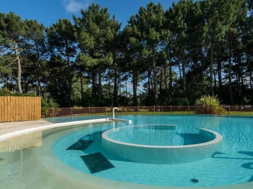 Résidence Lacanau Les Pins - Domaine du Golf - Appartement T2 dans résidence avec piscine collective chauffée MAE-8341 Villa in Lacanau