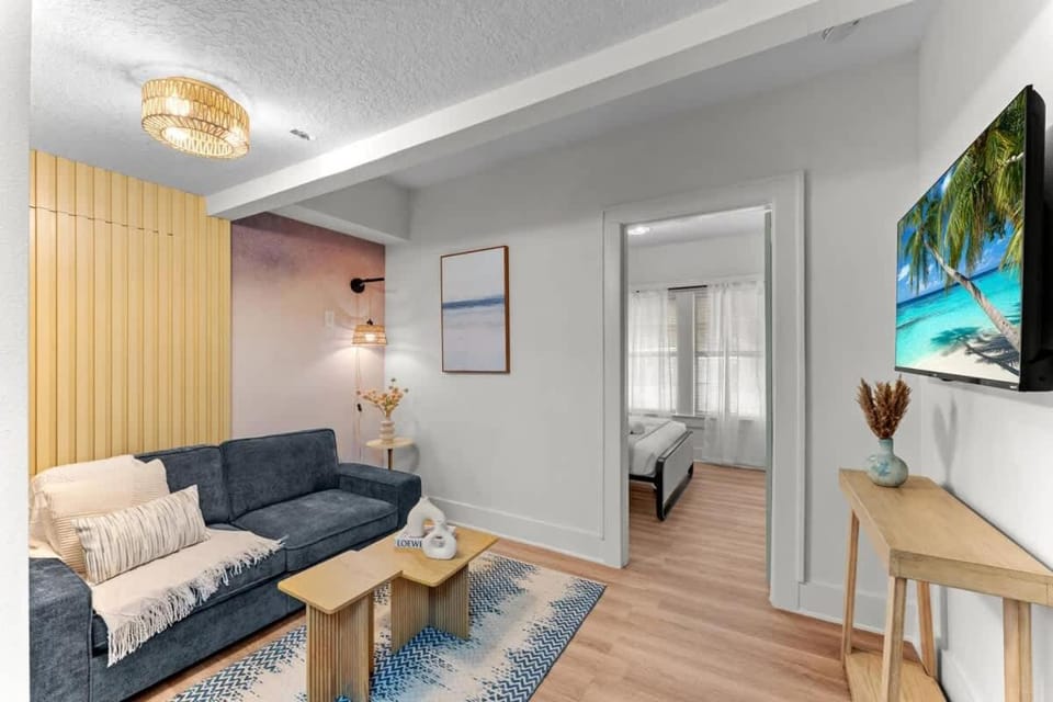 SUPER BOHO - LAKE TOHO FISHiNG CIVIC CeNTER House in Kissimmee
