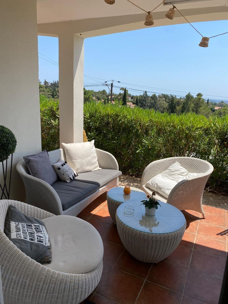 Maison au calme dans résidence privée avec piscine vue mer House in Fréjus