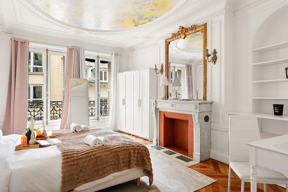 Morningstar Suite 8th Floor Elegance Apartment in Paris