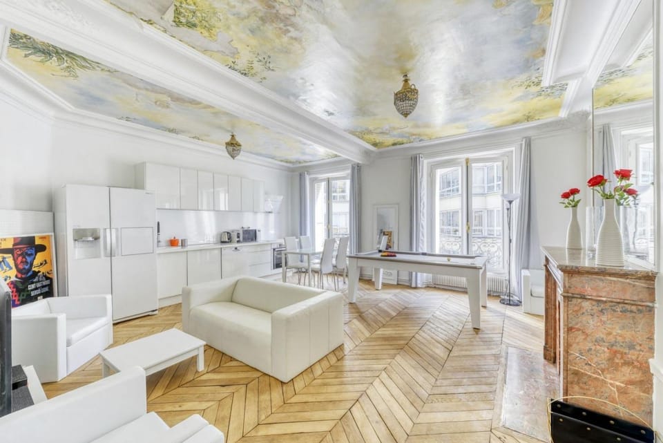 Morningstar Suite 8th Floor Elegance Apartment in Paris