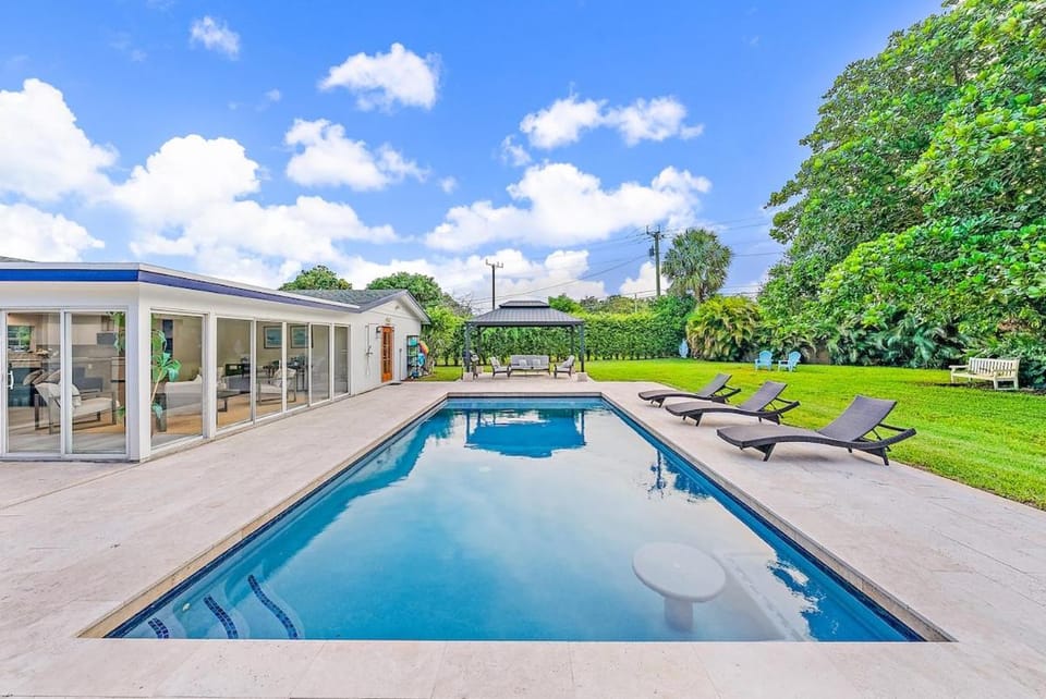 Day, Pool view, Swimming pool