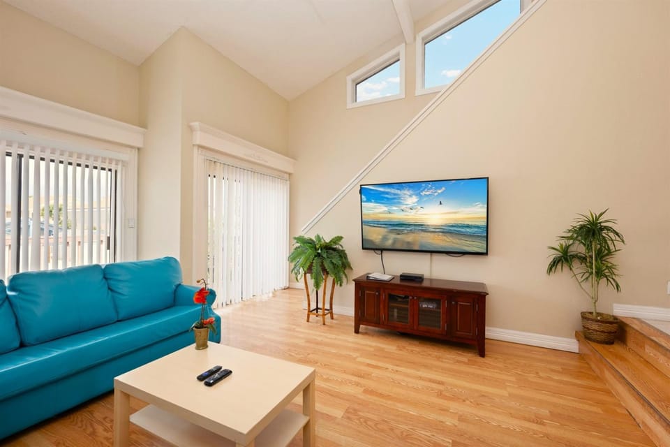 Hacienda del Mar #1 - Walk to the beach - WiFi Apartment in South Padre Island
