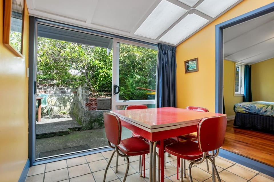 Patio, Dining area, Garden view