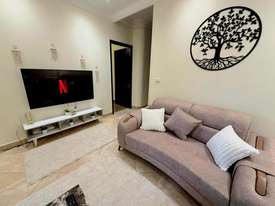 Hotel Apartment with Private Entrance in Sheikh Zayed Apartment in Egypt