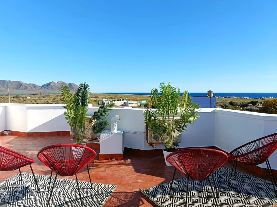 Arco suites, 2 Hab, a 150 metros de la playa y gran terraza Apartment in Comarca Metropolitana de Almería