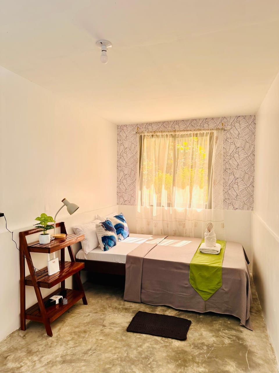 Hartman Apartments - A little walk to the Beach Apartment in Puerto Princesa
