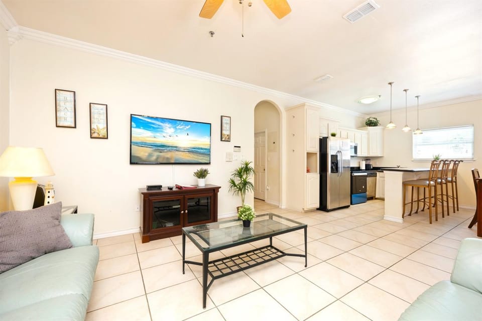 Ocean Garden 3 - Walk to the Beach - WiFi Apartment in South Padre Island