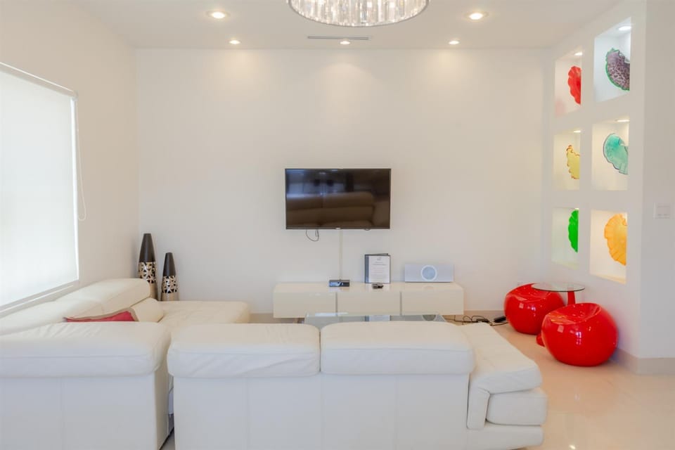 Ocean Garden 7 - Walk to the beach - WiFi -Parking Apartment in South Padre Island