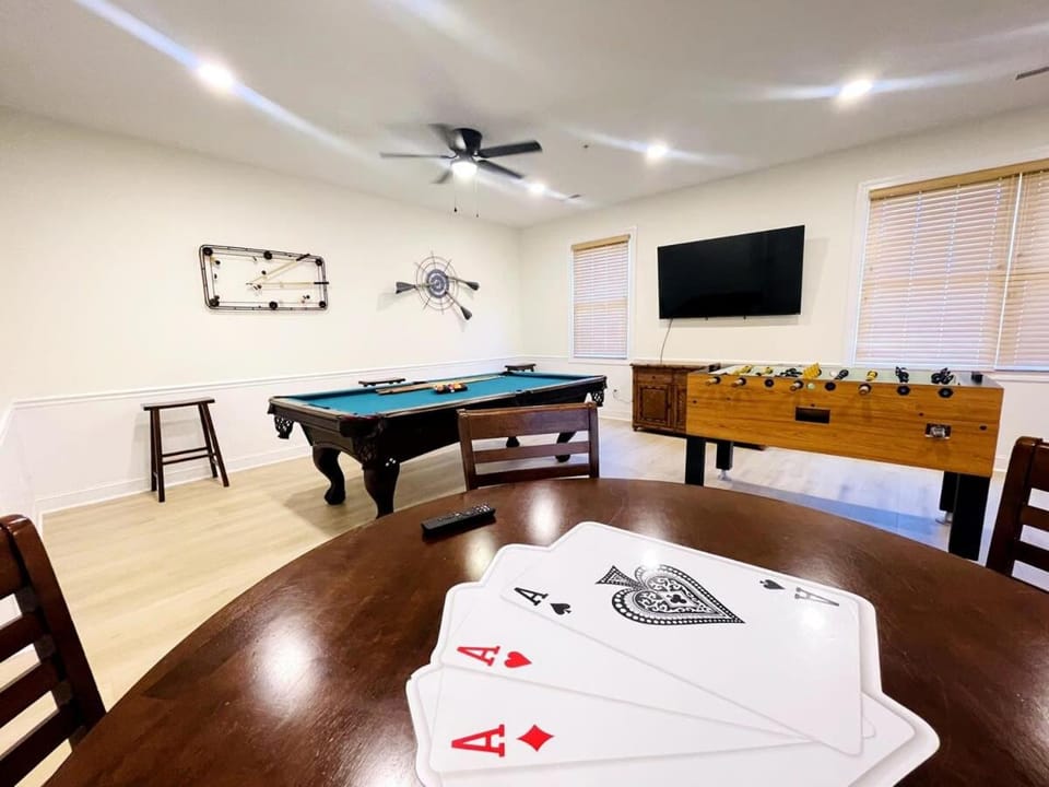 The best location Wonderful Ocean View 7BR pool Apartment in Atlantic Beach