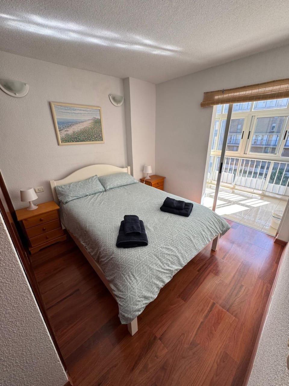 Bed, Photo of the whole room, Decorative detail, Bedroom, towels