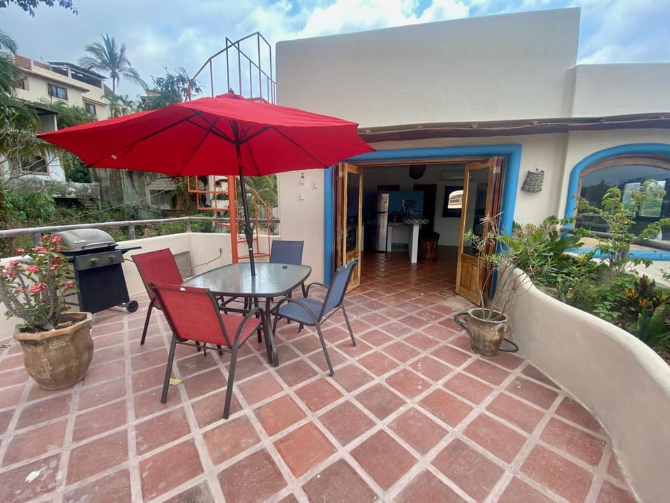 Patio, BBQ facilities, Seating area