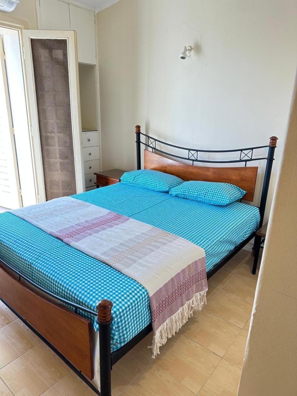 استمتع بزيارة لا تنسى في مارينا العلمين على البحر مباشر 4 غرف مكيف Villa in Egypt