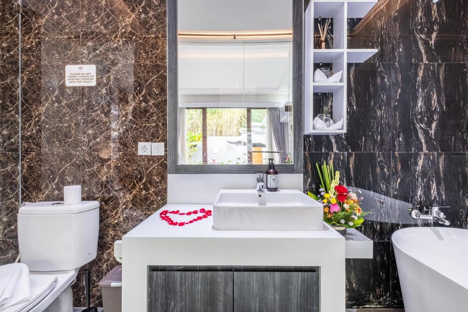 Bathroom, Bath