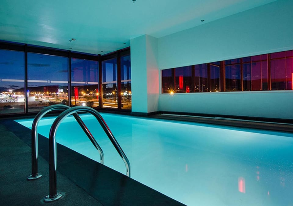 Swimming pool, Swimming pool